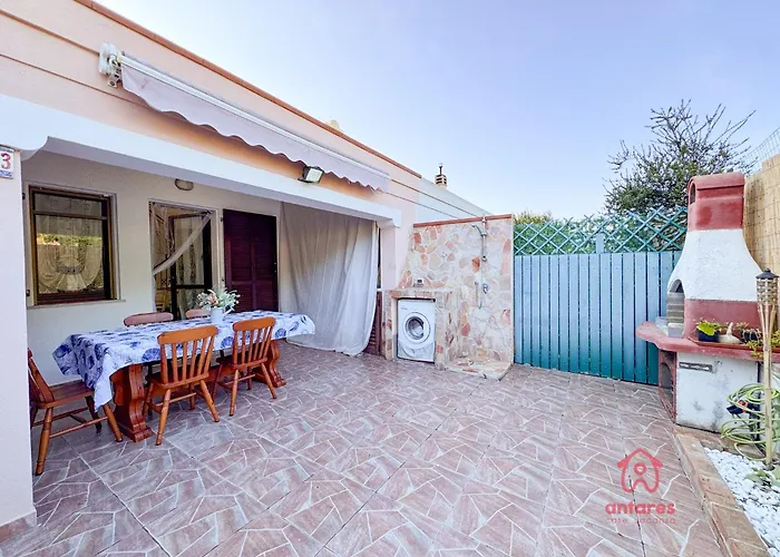 Maison Giselle, Piscina E Mare *