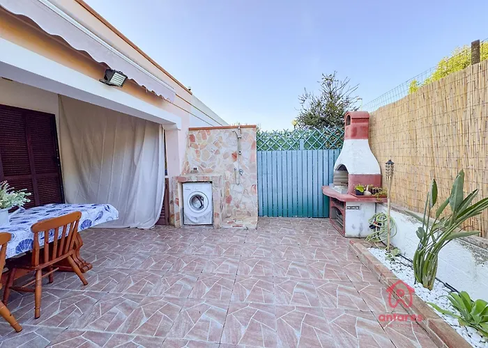 Сasa de vacaciones Maison Giselle, Piscina E Mare